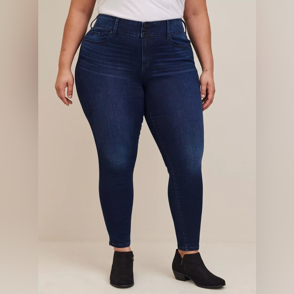 torrid High Rise Skinny Jeans Dark Wash Size 20 Short